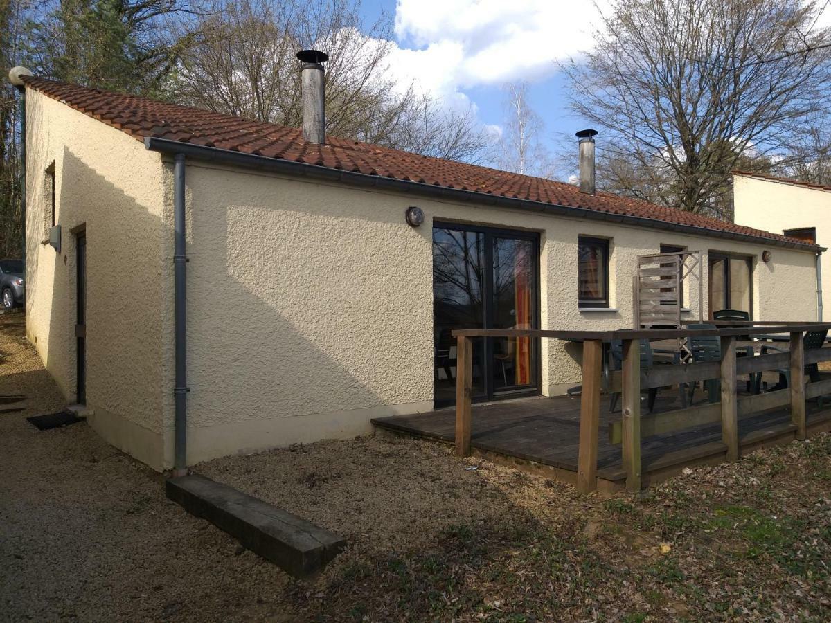 Bungalows Du Lac De Rabais Virton Exterior photo