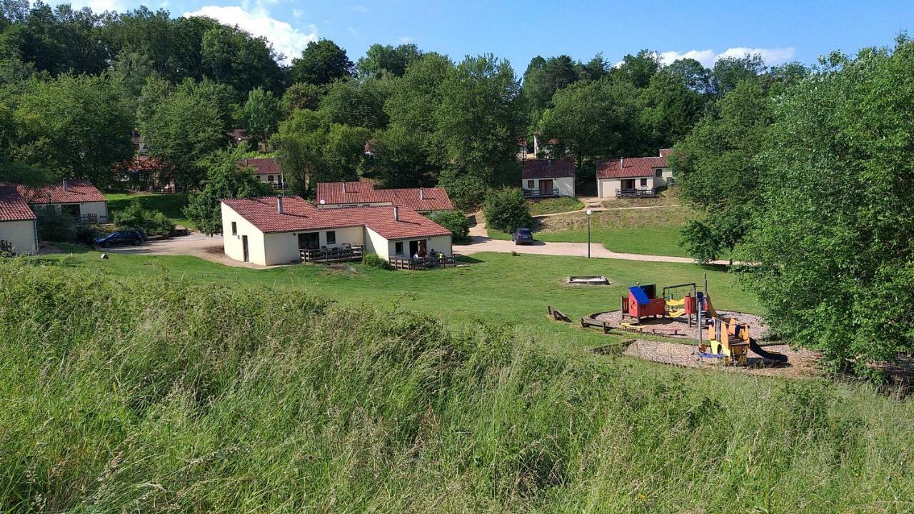 Bungalows Du Lac De Rabais Virton Exterior photo